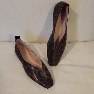 Elegant Leopard Print Women's Loafers
